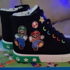 Kids Black Super Mario High-Top Sneakers